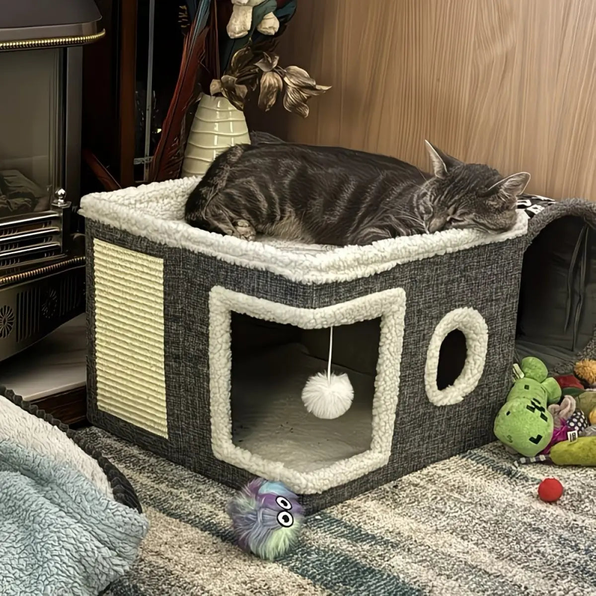 Indoor Cat Bed with Spacious Entry, Foldable Design, Round Windows, and Reversible Double-Sided Cushions, Supports Up to 30 Pounds, Ideal for All Seasons
