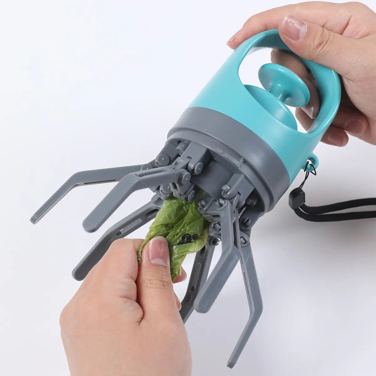 Portable No-Touch Dog Waste Scooper with Teal Green Claw Design, Includes 15 Bag Attachments and Leak-Proof Storage Container